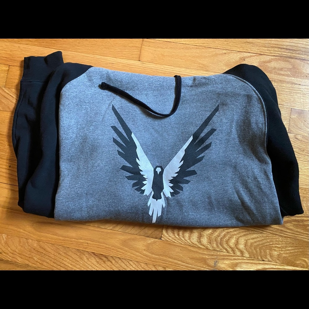 logan paul maverick 2-tone hoodie